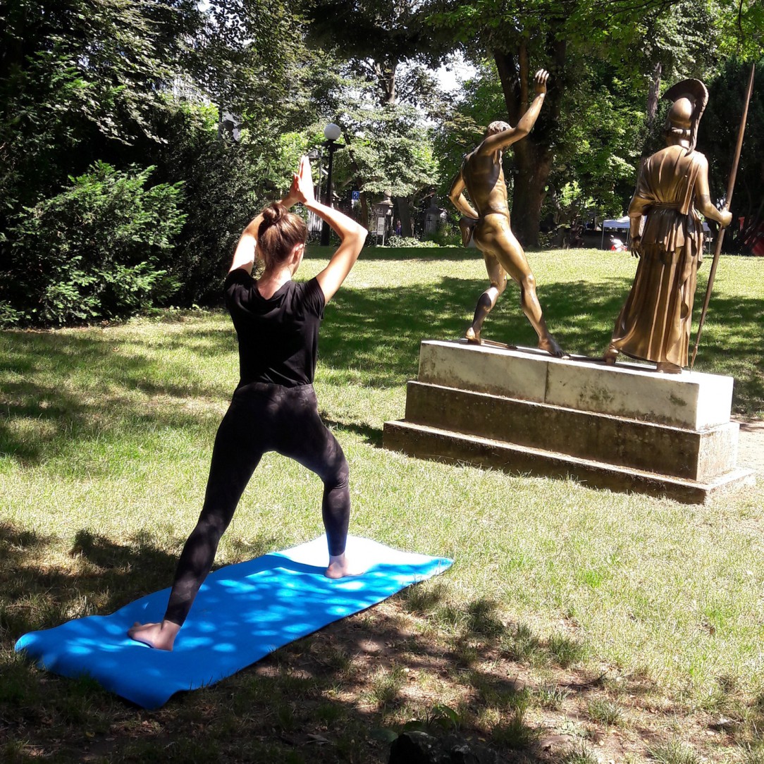 Yoga im Liebieghaus Garten Liebieghaus